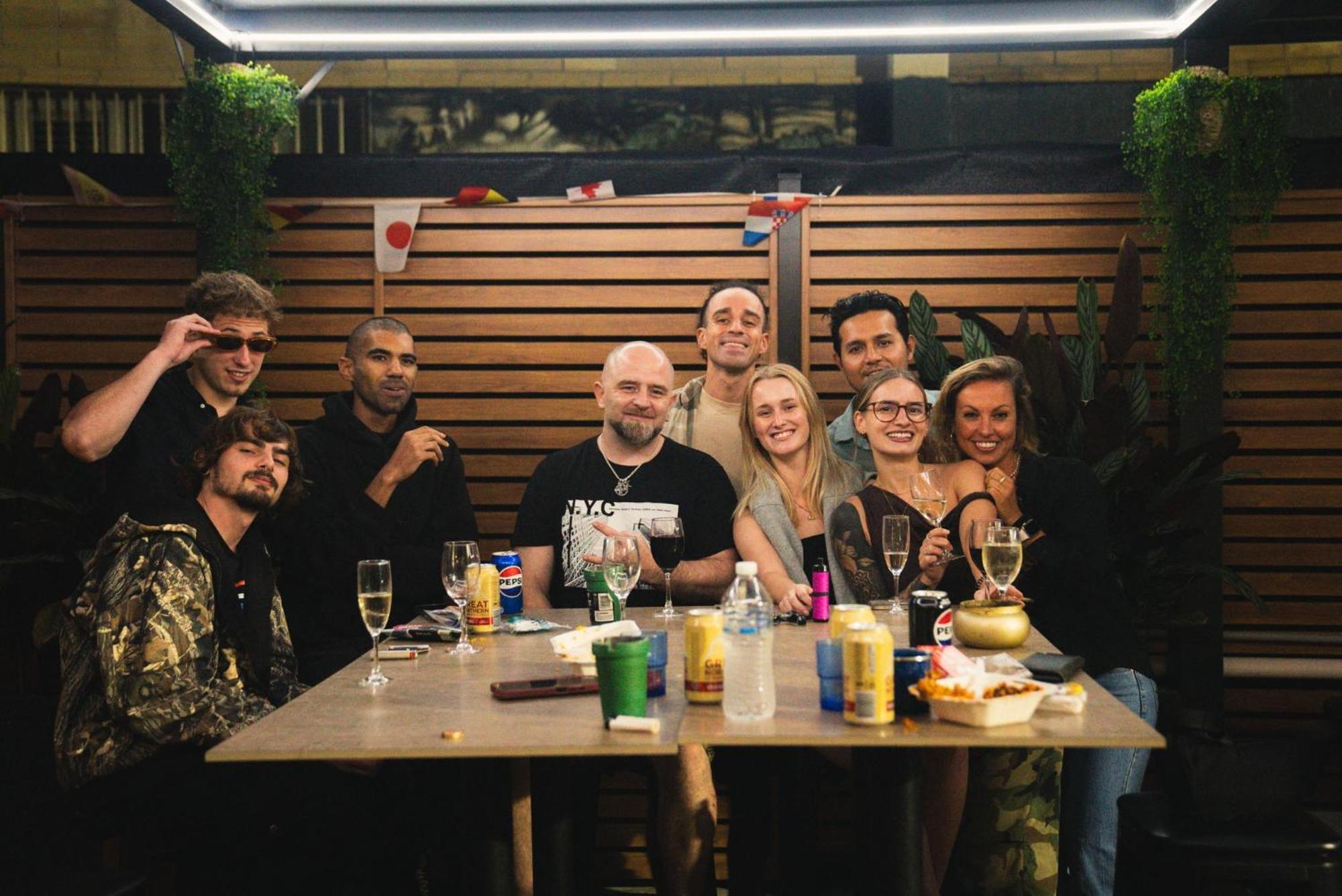 Capsuleaccom Hostel Gold Coast Buitenkant foto
